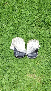 Complete Cricket Gear Set For Sale (can Be Sold Separately) ideal For School Or Club Cricketer Dm