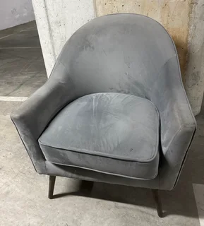 Grey Comfortable Chair (Price drop)