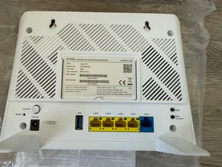 Zyxel EMG3525-T50B Network Router