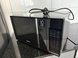 Samsung 32L Microwave Oven Mirror Finish ME0113M1