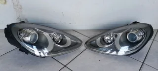 PORSCHE CAYENNE HEADLIGHT 2015