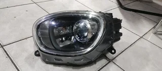 MINI COOPER COUNTRYMAN F60 HEADLIGHT 2018-20