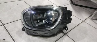 MINI COOPER COUNTRYMAN F60 HEADLIGHT 2018-20