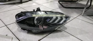 FORD MUSTANG HEADLIGHT 2023