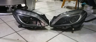 MERC BENZ W246 XENON HEADLIGHT