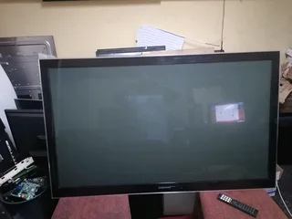 2 x 60 inch 1st Generation Plasma Smart tv&#39;s