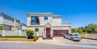 3 Bedroom House in Fourways, in Mont Tremblant Estate!