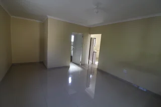 1-Bedroom freestanding flat for rent in Escombe - R5000