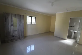 1-Bedroom freestanding flat for rent in Escombe - R5000