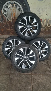205/55R16 Hyundai mag rims. leave your whatsapp number interested.First came, first served.
