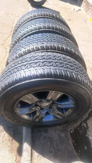 17 inch toyota mags with 265 65 r17, 95% thread left, dunlop grandtrek.