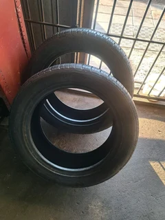 2x 255/50R19 Brand new Nixon tires, leave your whatsapp number if interested.