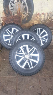 18 inch Toyota Hilux/Fortuner mag &amp; 265/65R18 General grabber tires. Leave your whatsapp number.