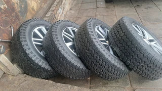 18 inch Toyota Hilux/Fortuner mag &amp; 265/65R18 General grabber tires. Leave your whatsapp number.