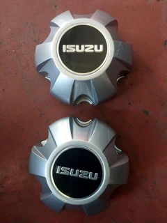 black/silver Isuzu D-max center caps available. Leave your whatsapp number if interested.