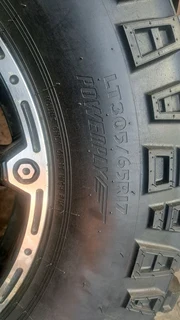 L t305 65 r17 mickey thompson tire leave your whatsapp number if interested.