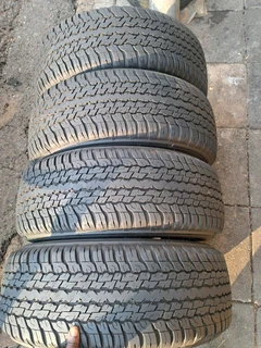 18 inche toyota hilux legend 50 mags and tires leave your whatsapp number if interested.