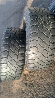 285/70R17 cooper discoverer tires with bakkie mags, leave your whatsapp number if interested.