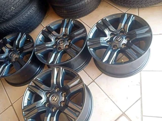 Four 17 inche toyota mags 4 sale leave your whatsapp number if interested.