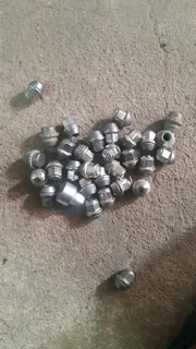 Wheel nuts for Toyota Hilux/Fortuner and Ford Ranger. Leave your whatsapp number if interested