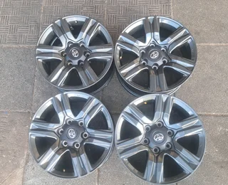 17 Inch Toyota Hilux Gd6(D4D &amp; Fortuner) rims 4 sale. Leave your whatsapp number if interested.