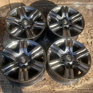 17 Inch Toyota Hilux Gd6(D4D &amp; Fortuner) rims 4 sale. Leave your whatsapp number if interested.