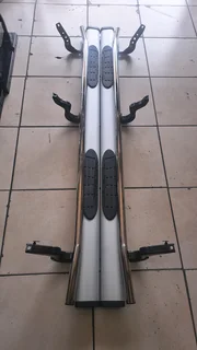 Toyota Fortuner, Gd6 Stianless steel sidestep. Leave your whatsapp number if interested.