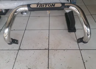  Mitsubishi Triton Stainless steel Nudge bar. Leave your whatsapp number if interested.