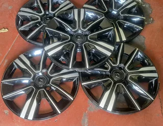  14-inch Renault Kwid wheel covers. Call/WhatsApp 0️⃣7️⃣3️⃣3️⃣0️⃣7️⃣6️⃣1️⃣6️⃣5️⃣