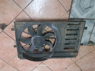 Polo Vivo Radiator cooling fan. Leave your whatsapp number if interested.