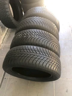  195/55R15 tires for sale. Call/WhatsApp.R350 each tire.