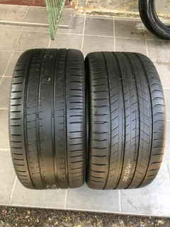  One 295/35R21 Michelin tires and One 295/35R21 Pirelli tire. R500 each tire.