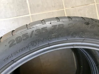  One 295/35R21 Michelin tires and One 295/35R21 Pirelli tire. R500 each tire.