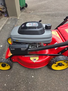 WOLF PREDATOR II TORX VX200 PETROL LAWNMOWER4 Stroke