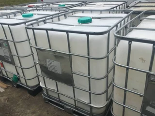 Food grade and clean 1000 litre UV protected black IBC tanks or Flow bins