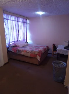 Big room available to rent at Amstel Flats in Meyerspark for R3500 (water and electricity included).