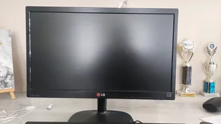 LG Monitor &#43; HP Mouse &#43; HP Keyboard