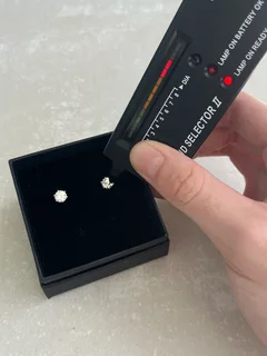 Premium 1 carat moissanite solitaire studs