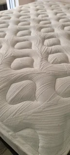 Selling Original  Famous Name Branded Queen Pocketspring Standard Size Matress With Bedbase ( R5950