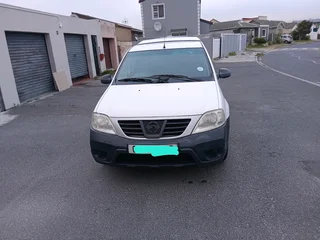 NISSAN NP 200 2013 MODEL