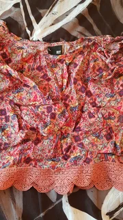 Second hand clothing- all items for R250