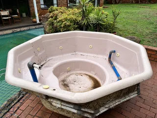 Jacuzzi - Ad posted by Manie du plessis