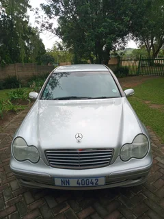 2004 Mercedes-Benz C-Class Sedan