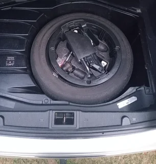 2004 Mercedes-Benz C-Class Sedan