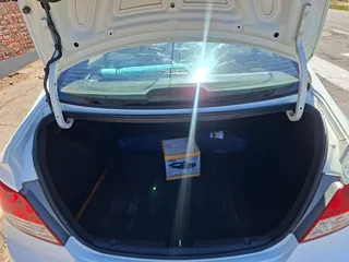 2011 Hyundai Accent Sedan