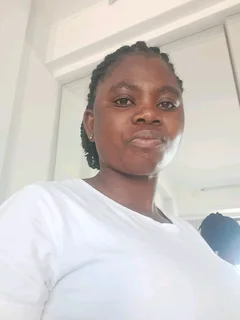 Maggie is looking for weekend Job