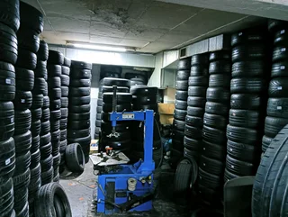 Am selling good second hand tyres in good condition