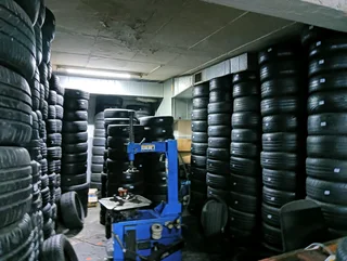 Am selling good second hand tyres in good condition