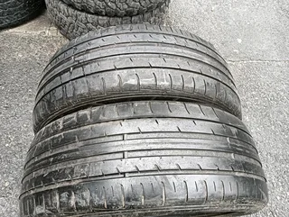 215/50/18 Good condition tyres for sale