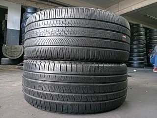 275/45/21 Very nice condition tyres for sale